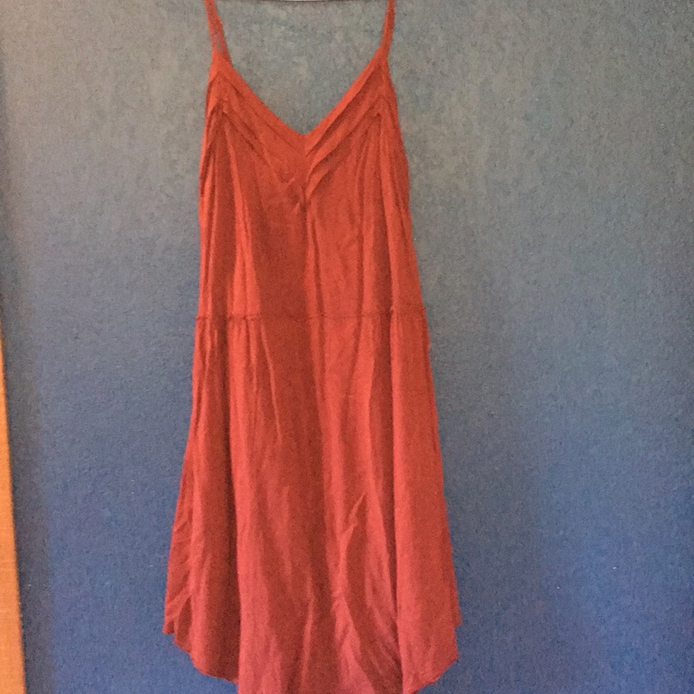 Maroon midi dress
